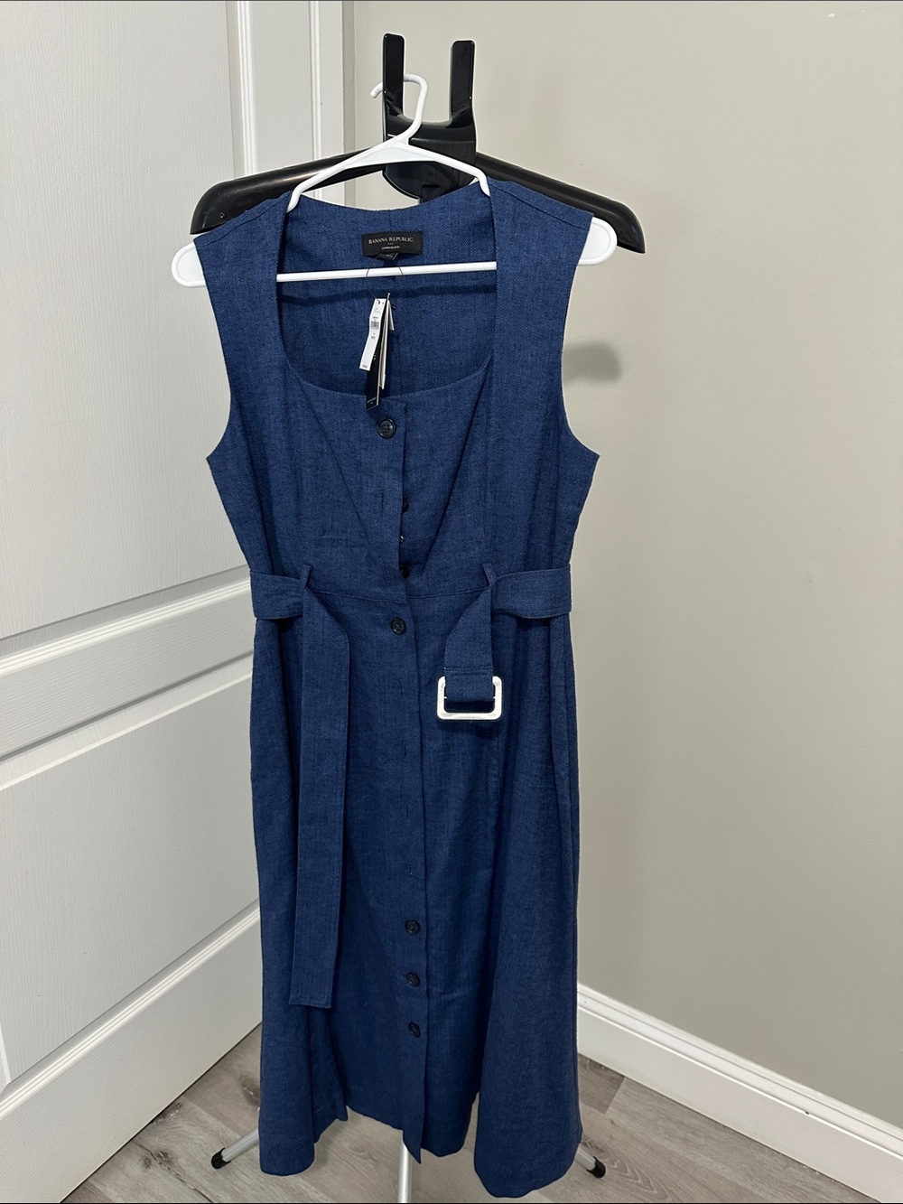 Banana Republic Navy Sleeveless Belted Button-Front Dress